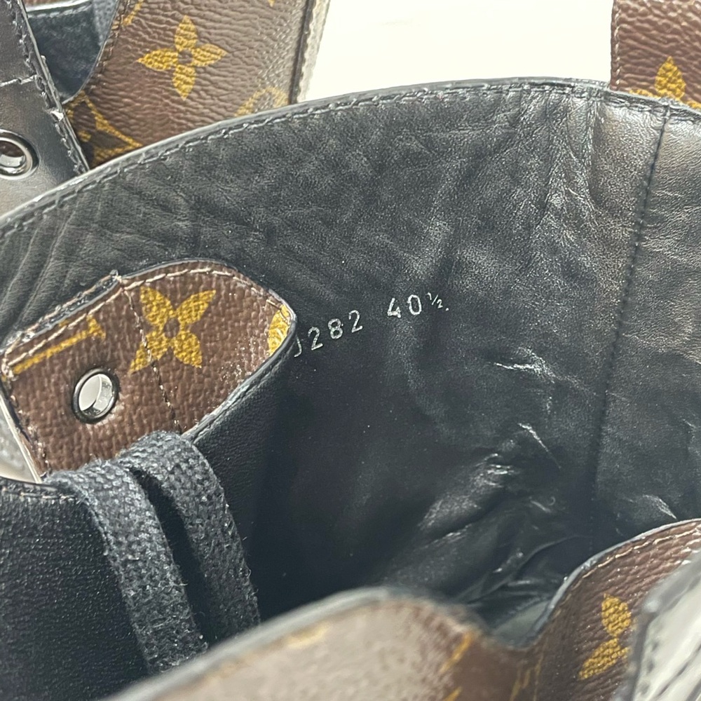 Louis Vuitton Monogram Metropolis Ranger Boots - Picture 7 of 8